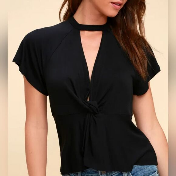 Free People Black Flutter Sleeve V-Neck Cutout Just A Twist Tee Blouse Top Small - Picture 3 of 9